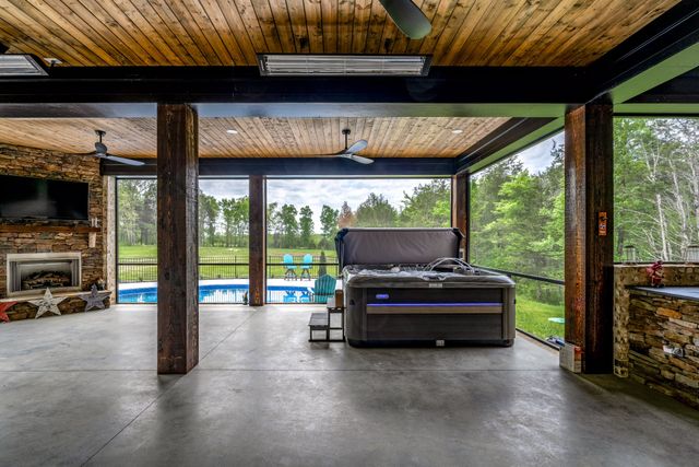 2064 Lasea Rd, Spring Hill, TN 37174
