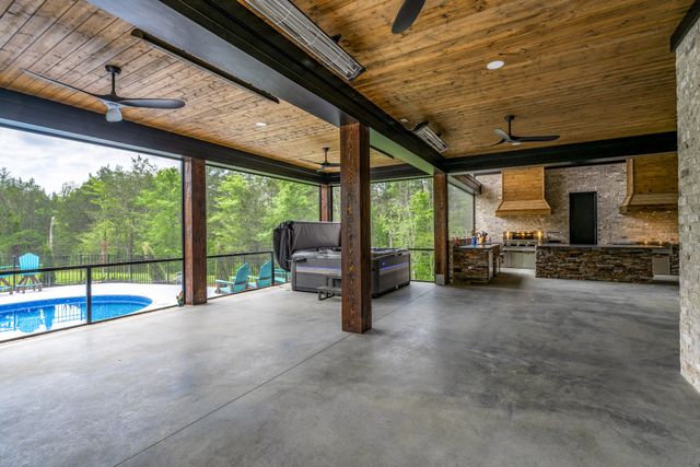 2064 Lasea Rd, Spring Hill, TN 37174