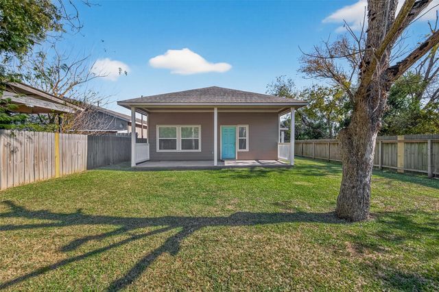 920 Kellogg Street, Houston, TX 77012