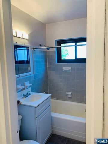 3091 Edwin 5D, Fort Lee, NJ 07024