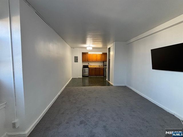 3091 Edwin 5D, Fort Lee, NJ 07024