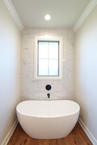 1110 N 6th Street, Wolfforth, TX 79382