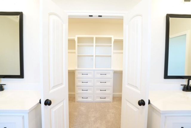 1110 N 6th Street, Wolfforth, TX 79382