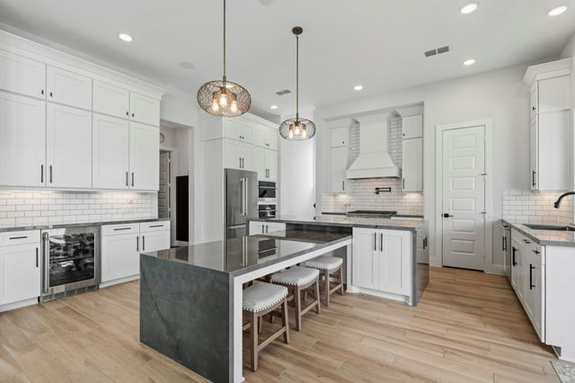 9907 Regal Bend Drive, Missouri City, TX 77459