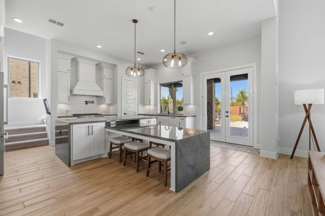 9907 Regal Bend Drive, Missouri City, TX 77459