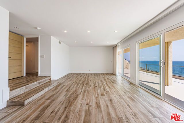 18055 COASTLINE Drive 2, Malibu, CA 90265