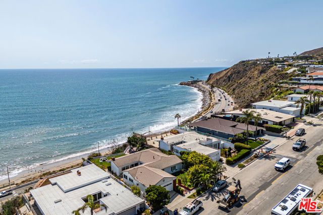 18055 COASTLINE Drive 2, Malibu, CA 90265