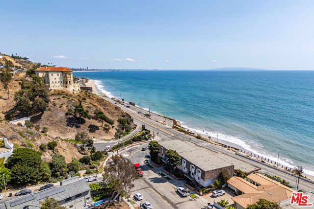 18055 COASTLINE Drive 2, Malibu, CA 90265