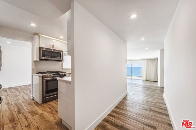 18055 COASTLINE Drive 2, Malibu, CA 90265