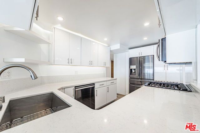 18055 COASTLINE Drive 2, Malibu, CA 90265