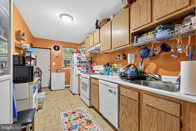 2506 COLLINS ST, Philadelphia, PA 19125