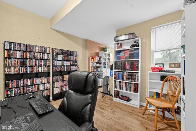 2506 COLLINS ST, Philadelphia, PA 19125