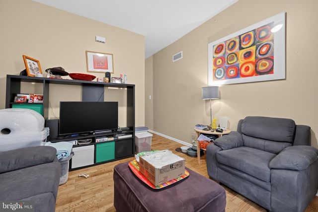 2506 COLLINS ST, Philadelphia, PA 19125