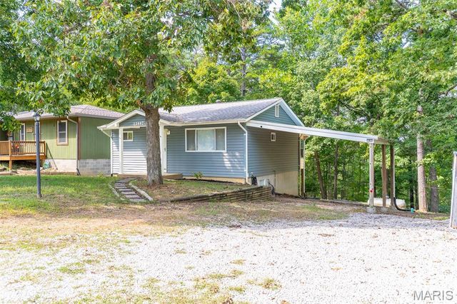 13447 Apache Point Dr, Ste Genevieve, MO 63670