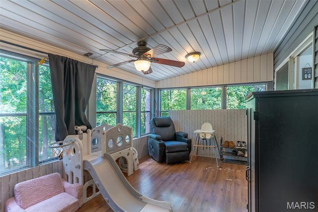 13447 Apache Point Dr, Ste Genevieve, MO 63670