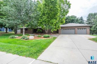 1008 W Batcheller Ln Lane, Sioux Falls, SD 57105