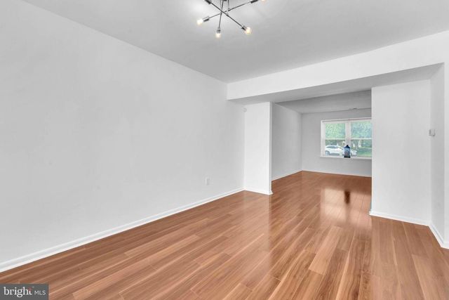 14 JACAMAR DR, Voorhees, NJ 08043
