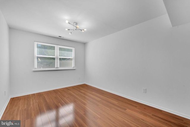 14 JACAMAR DR, Voorhees, NJ 08043