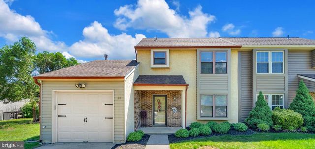 14 JACAMAR DR, Voorhees, NJ 08043