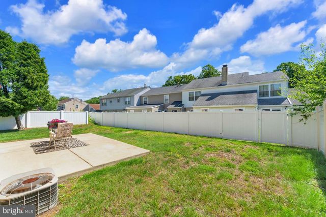 14 JACAMAR DR, Voorhees, NJ 08043
