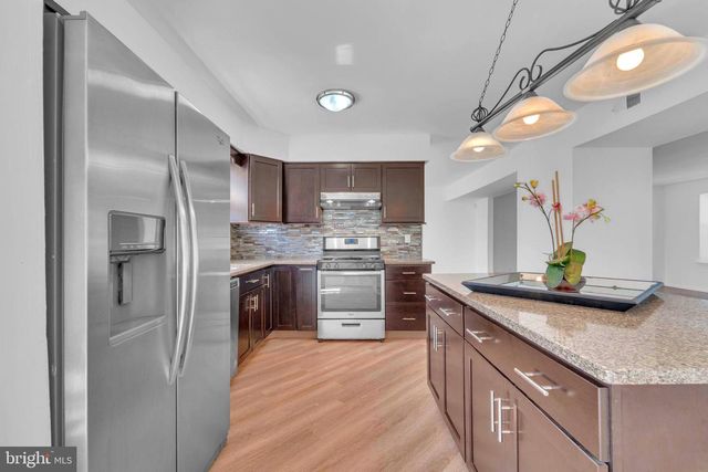 14 JACAMAR DR, Voorhees, NJ 08043