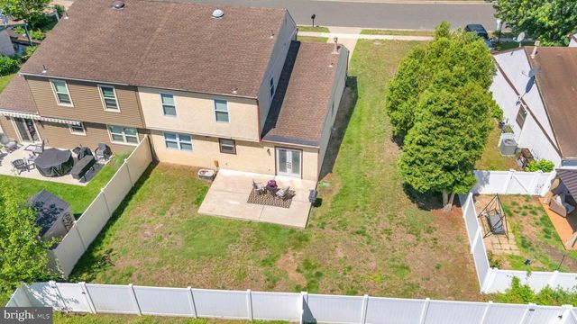 14 JACAMAR DR, Voorhees, NJ 08043