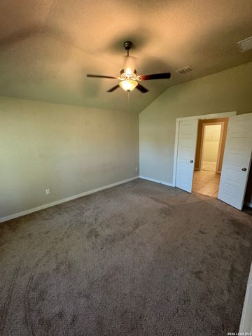 5539 PEARL VLY, San Antonio, TX 78242