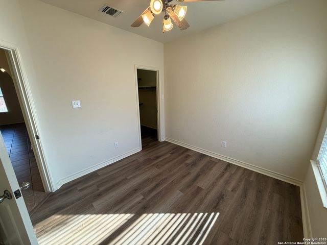 10226 N Homburg Ranch, Helotes, TX 78023