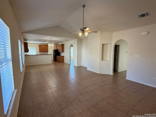 10226 N Homburg Ranch, Helotes, TX 78023
