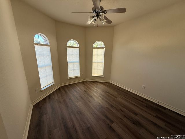 10226 N Homburg Ranch, Helotes, TX 78023