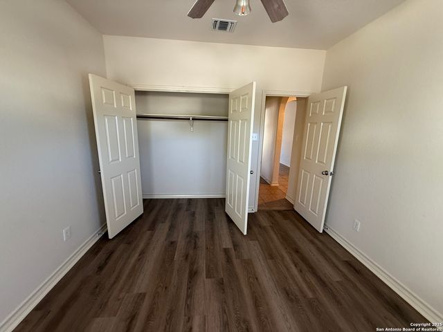 10226 N Homburg Ranch, Helotes, TX 78023