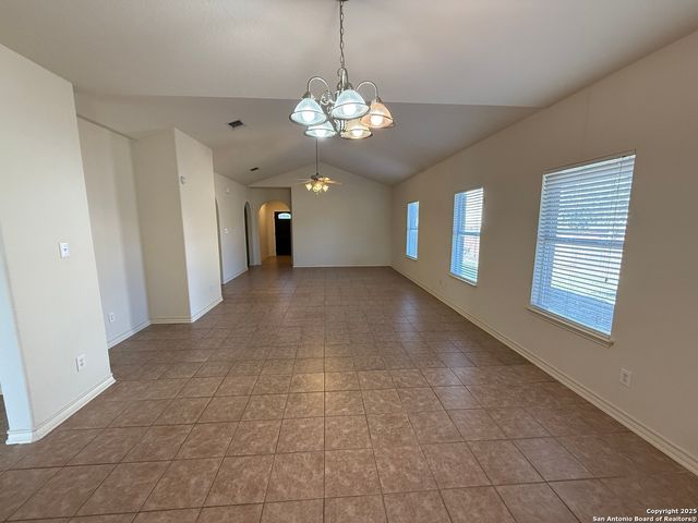 10226 N Homburg Ranch, Helotes, TX 78023