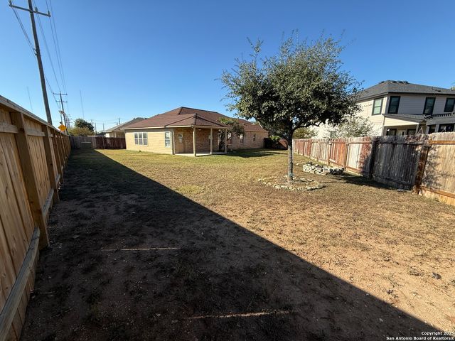 10226 N Homburg Ranch, Helotes, TX 78023