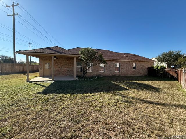 10226 N Homburg Ranch, Helotes, TX 78023