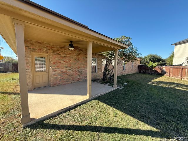 10226 N Homburg Ranch, Helotes, TX 78023