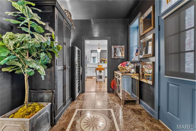 5290 Waterman 2E, St Louis, MO 63108
