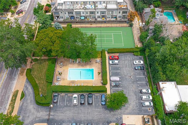 5290 Waterman 2E, St Louis, MO 63108