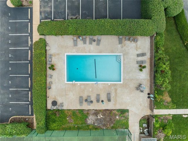 5290 Waterman 2E, St Louis, MO 63108