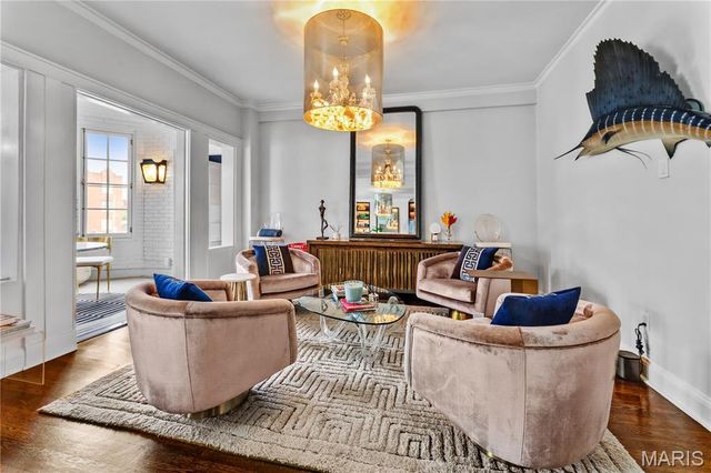 5290 Waterman 2E, St Louis, MO 63108