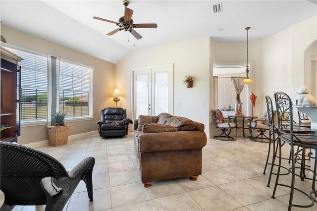 6426 SE 10TH STREET, Ocala, FL 34472