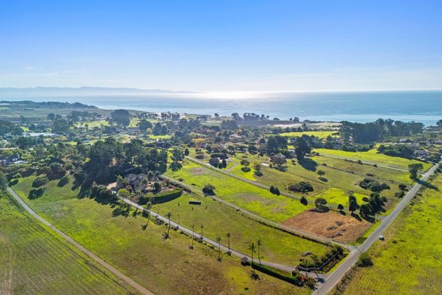 69 Crest Drive, La Selva Beach, CA 95076