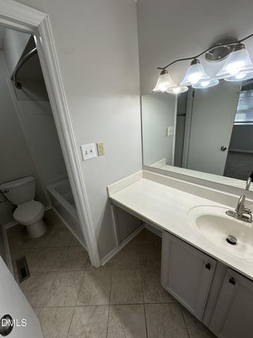 6553 New Market Way, Raleigh, NC 27615