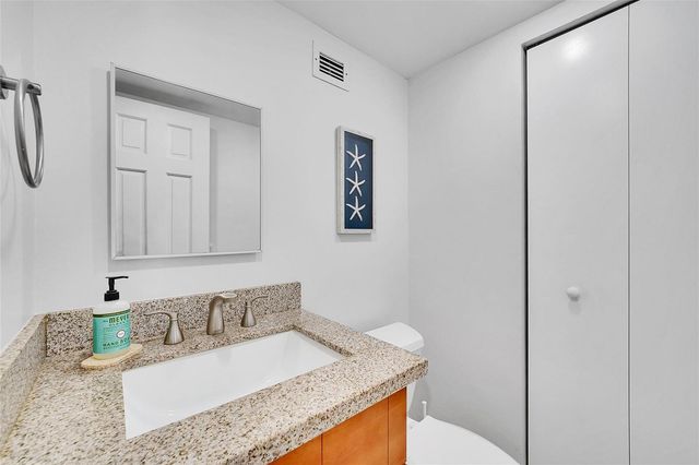 400 N Surf Road 703, Hollywood, FL 33019