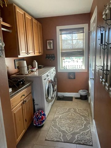 112 32nd Avenue NE, Willmar, MN 56201