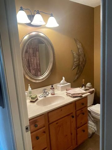 112 32nd Avenue NE, Willmar, MN 56201