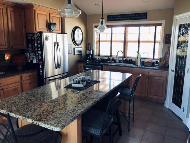 112 32nd Avenue NE, Willmar, MN 56201