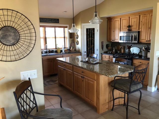 112 32nd Avenue NE, Willmar, MN 56201