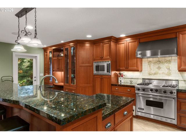 4316 ALBERT Cir, Lake Oswego, OR 97035