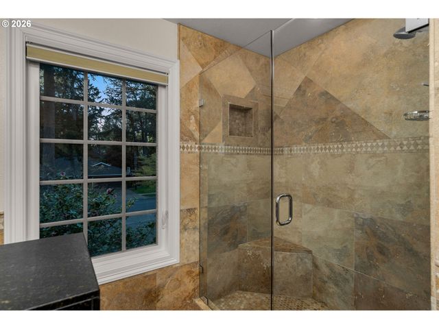 4316 ALBERT Cir, Lake Oswego, OR 97035