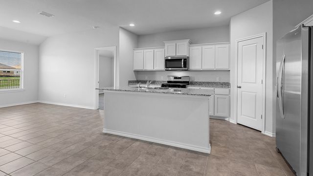 2001 FALLSTON Drive, Fort Worth, TX 76108